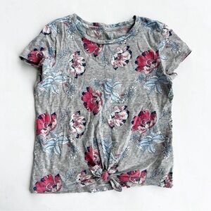 GAP Gray Floral Tee